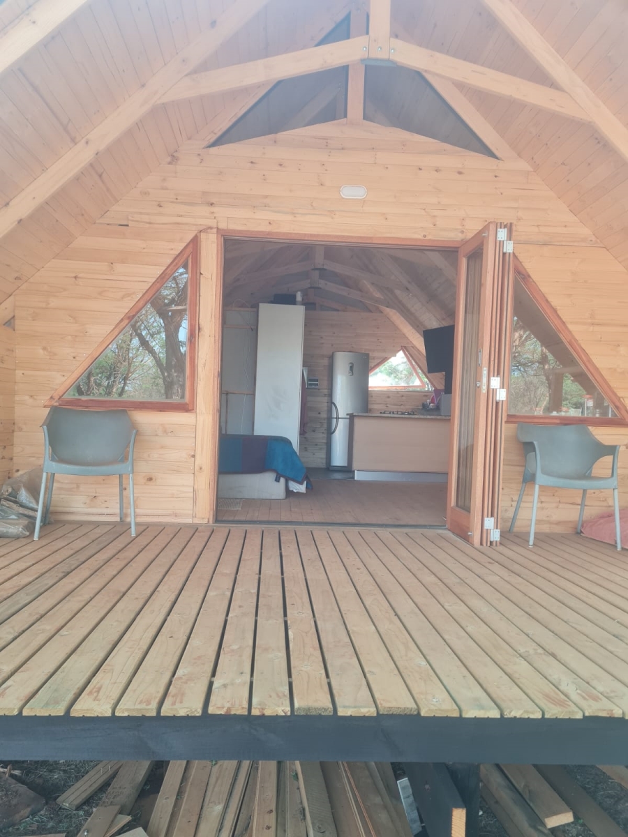 To Let 1 Bedroom Property for Rent in Rynoue Gauteng