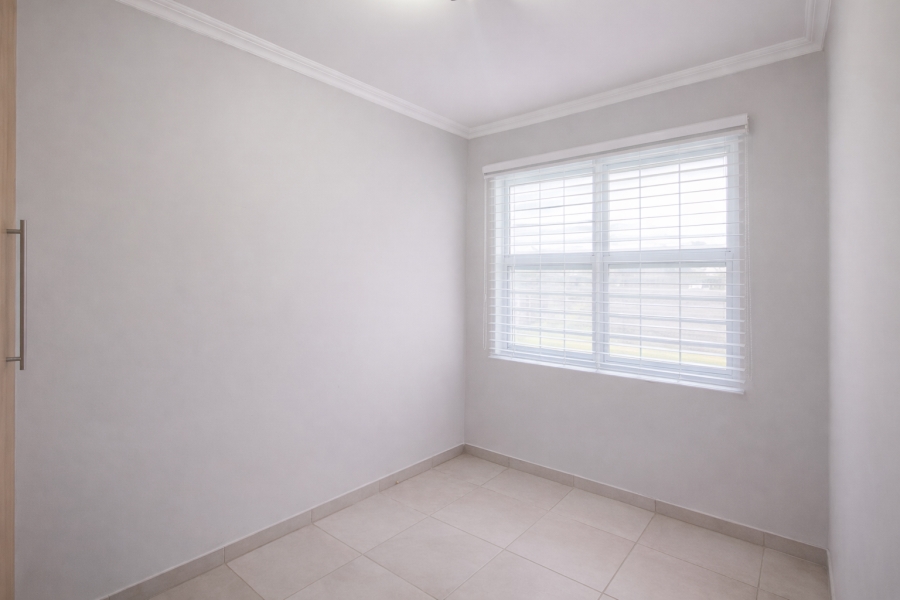 To Let 2 Bedroom Property for Rent in Fleurhof Gauteng