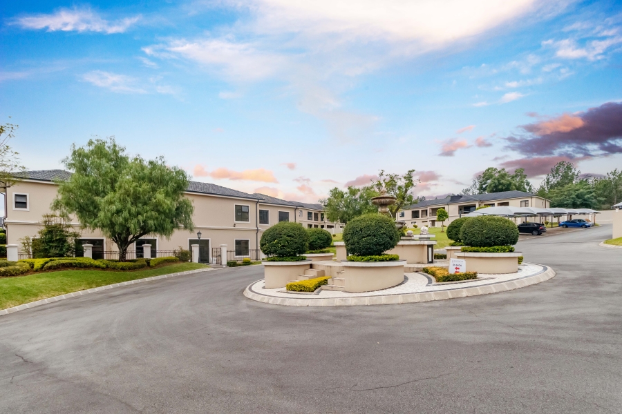 4 Bedroom Property for Sale in Carlswald Gauteng