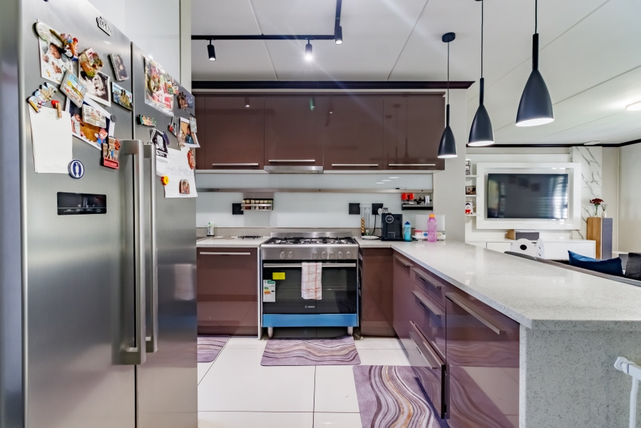 4 Bedroom Property for Sale in Carlswald Gauteng