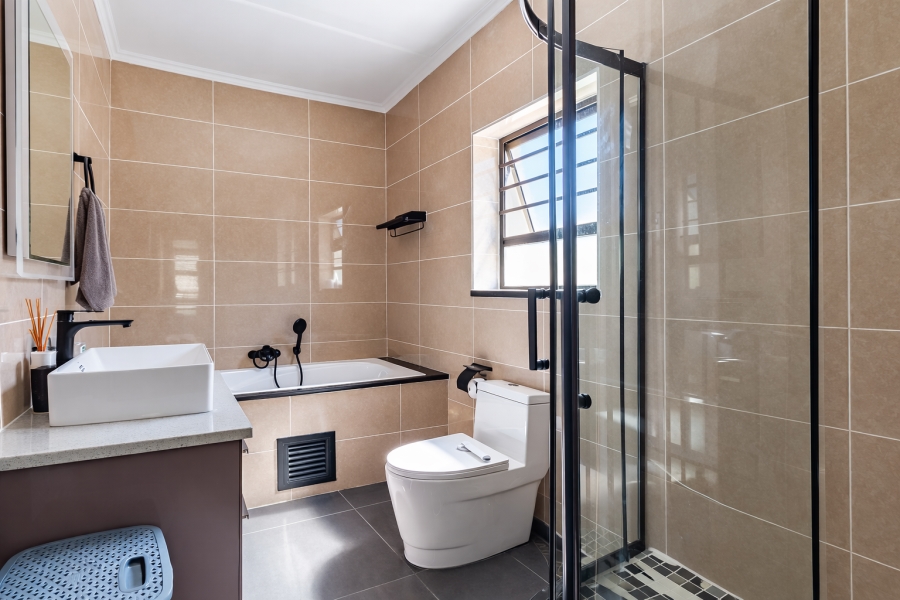 4 Bedroom Property for Sale in Carlswald Gauteng