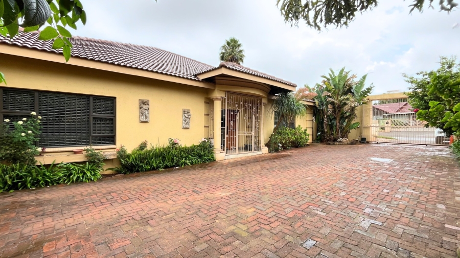8 Bedroom Property for Sale in Boksburg West Gauteng