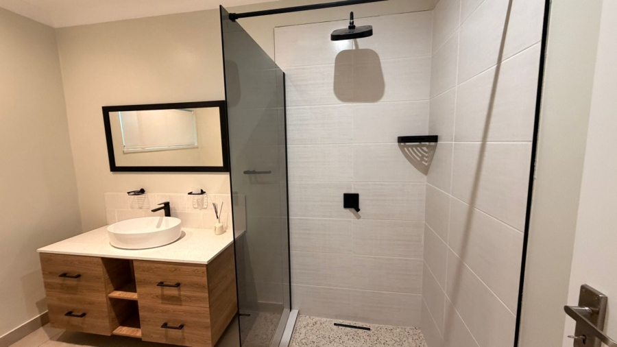 To Let 2 Bedroom Property for Rent in Sandown Gauteng