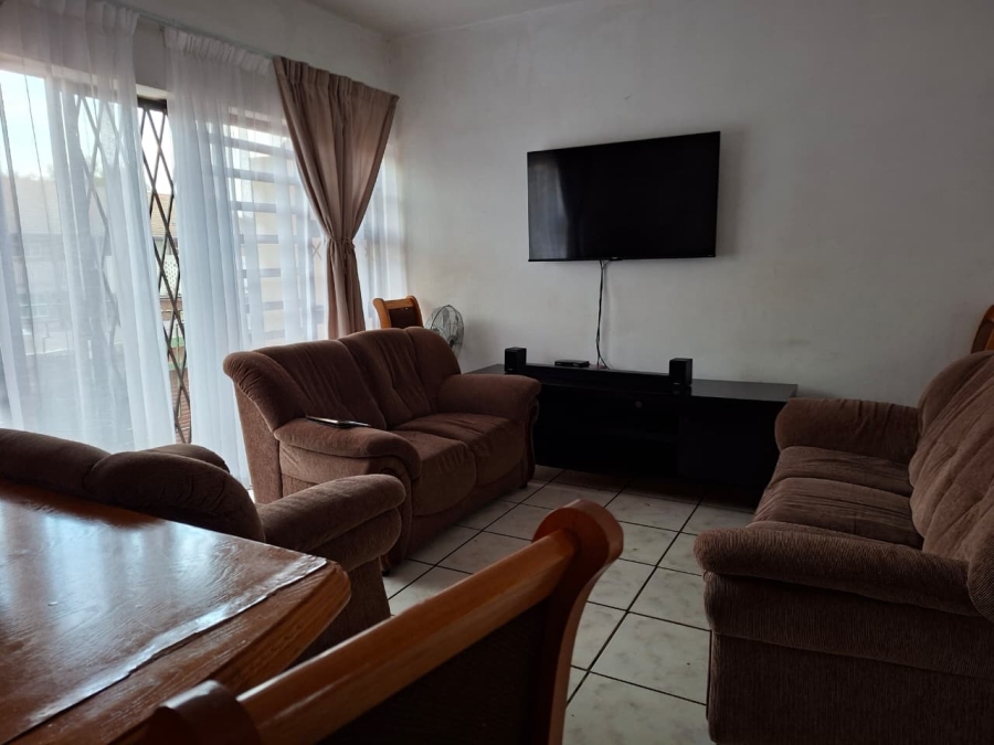 2 Bedroom Property for Sale in Vanderbijlpark CW 1 Gauteng