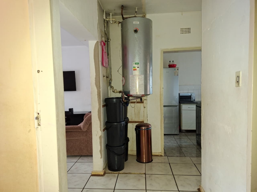 2 Bedroom Property for Sale in Vanderbijlpark CW 1 Gauteng