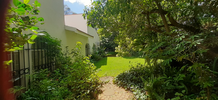 9 Bedroom Property for Sale in Baileys Muckleneuk Gauteng