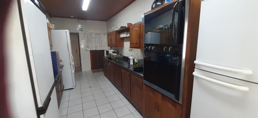 9 Bedroom Property for Sale in Baileys Muckleneuk Gauteng