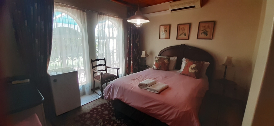 9 Bedroom Property for Sale in Baileys Muckleneuk Gauteng