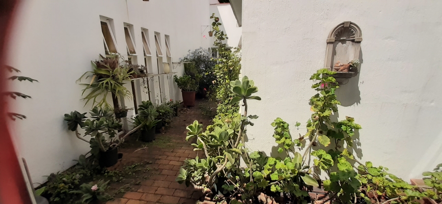 9 Bedroom Property for Sale in Baileys Muckleneuk Gauteng