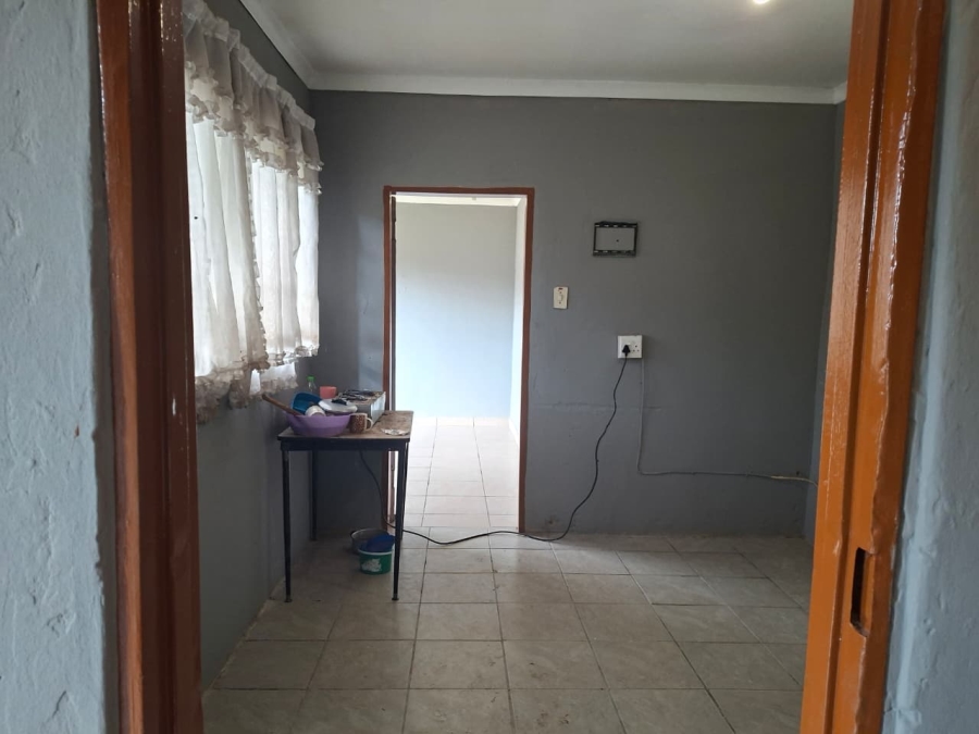 33 Bedroom Property for Sale in Bedworth Park Gauteng