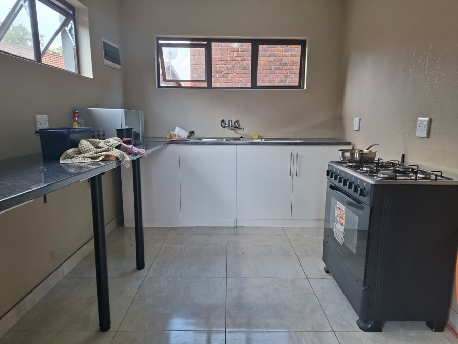 33 Bedroom Property for Sale in Bedworth Park Gauteng