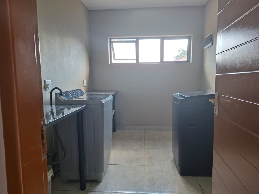 33 Bedroom Property for Sale in Bedworth Park Gauteng