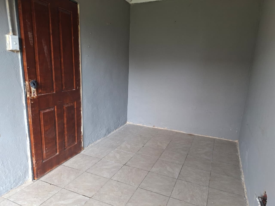 33 Bedroom Property for Sale in Bedworth Park Gauteng