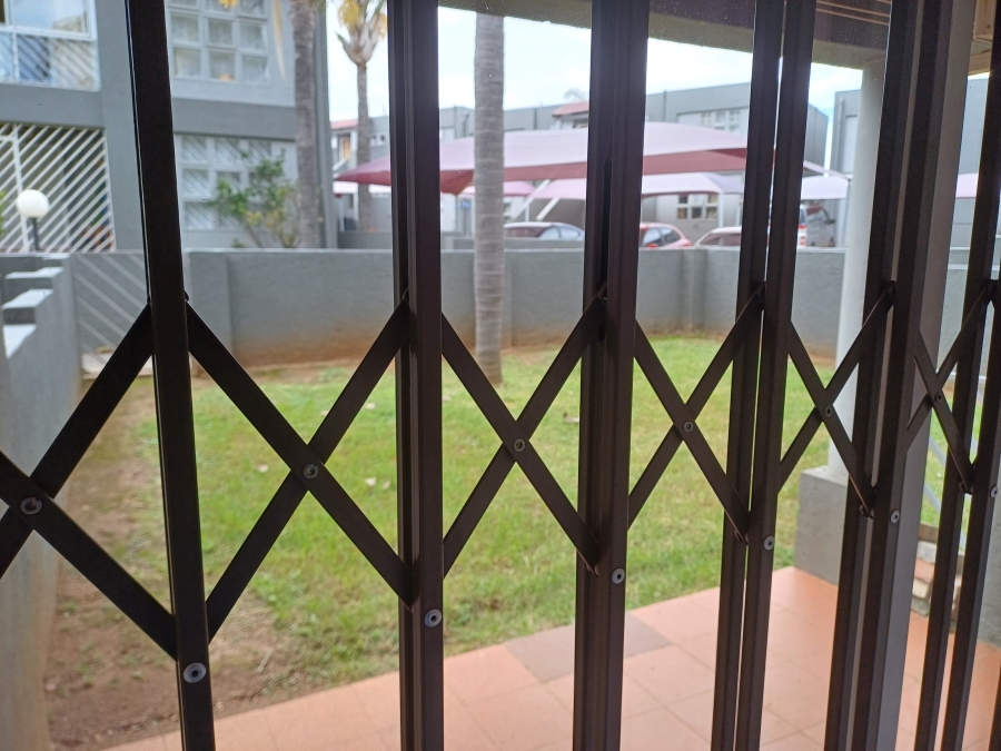 2 Bedroom Property for Sale in Mulbarton Gauteng