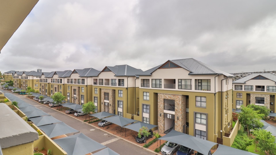 To Let 3 Bedroom Property for Rent in Waterfall Gauteng