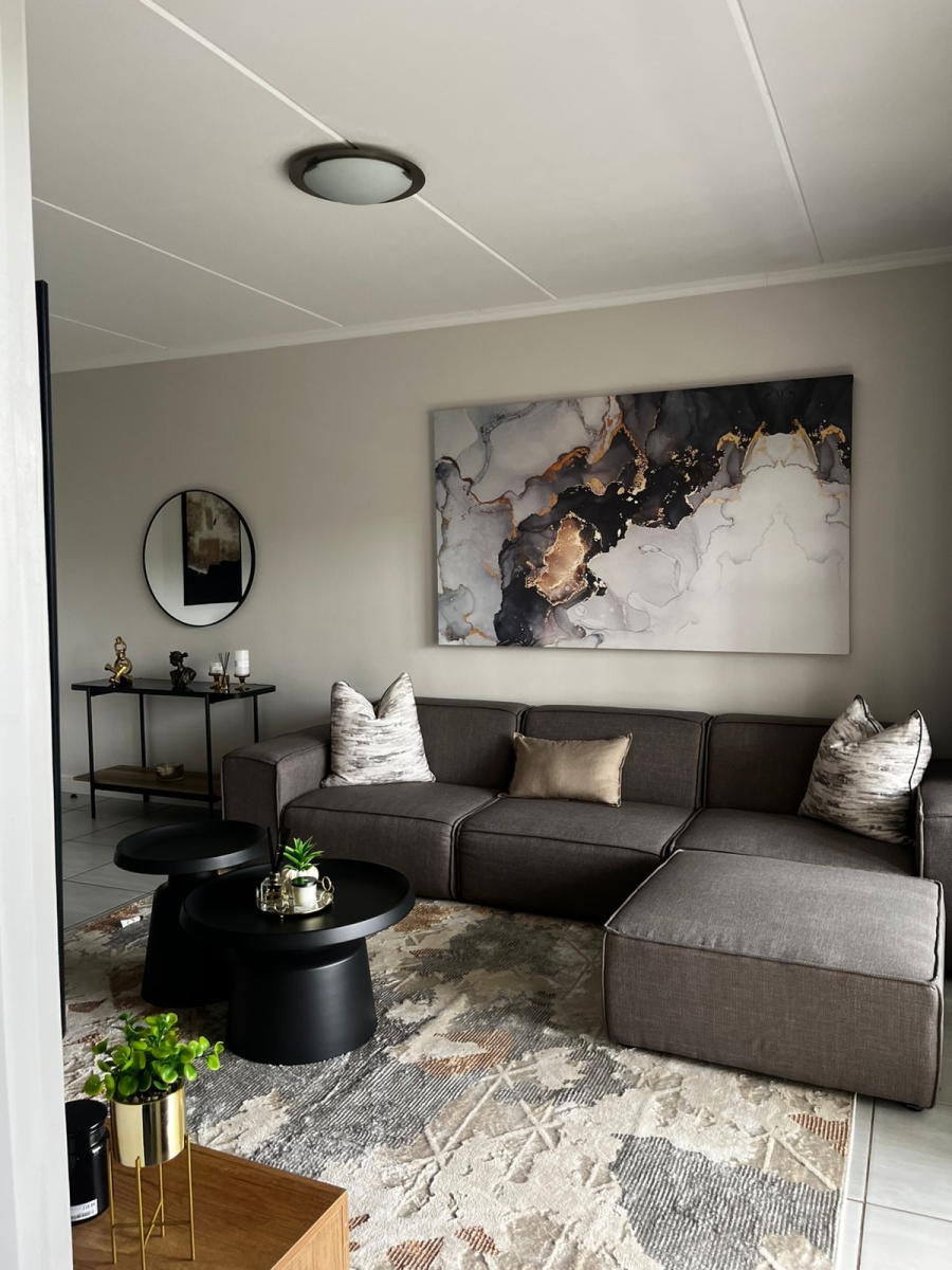 To Let 3 Bedroom Property for Rent in Waterfall Gauteng