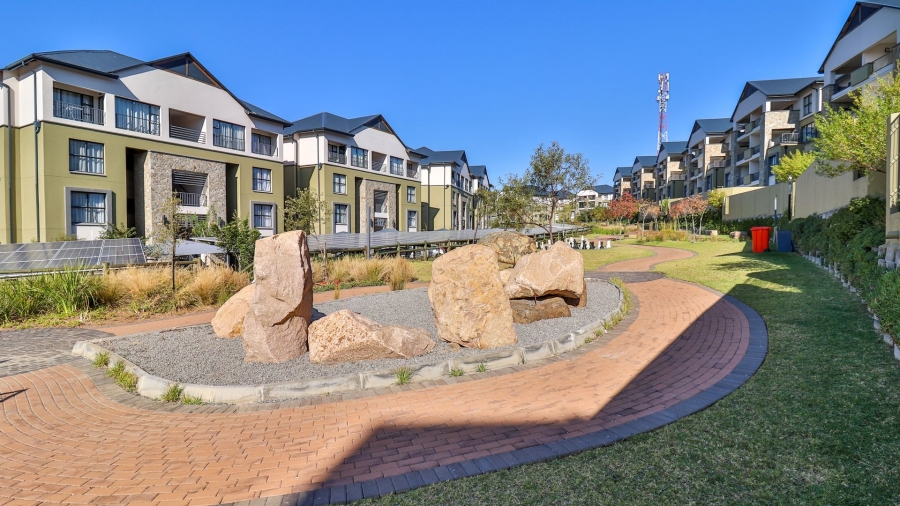 To Let 3 Bedroom Property for Rent in Waterfall Gauteng