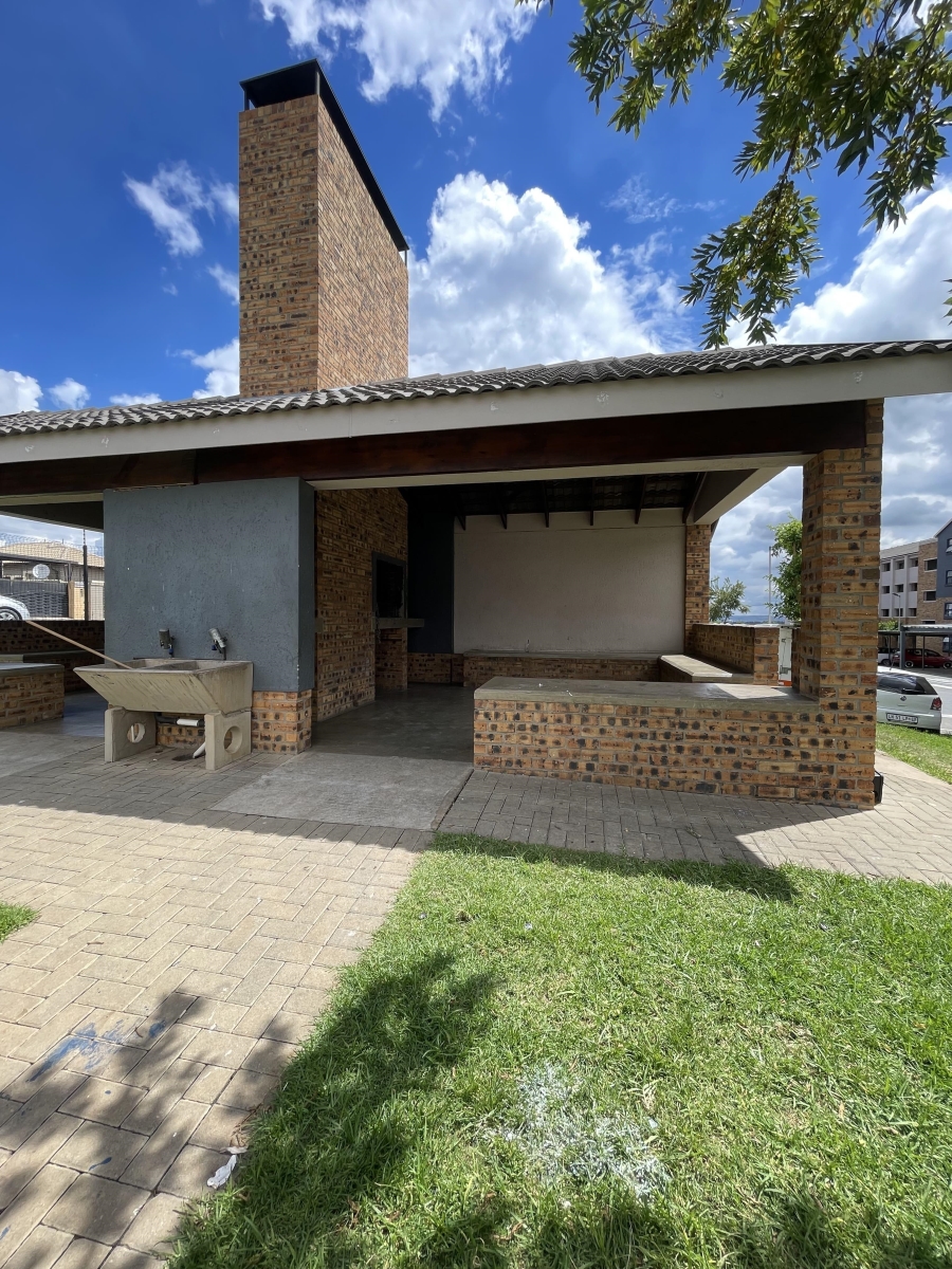 2 Bedroom Property for Sale in Riverside View Gauteng