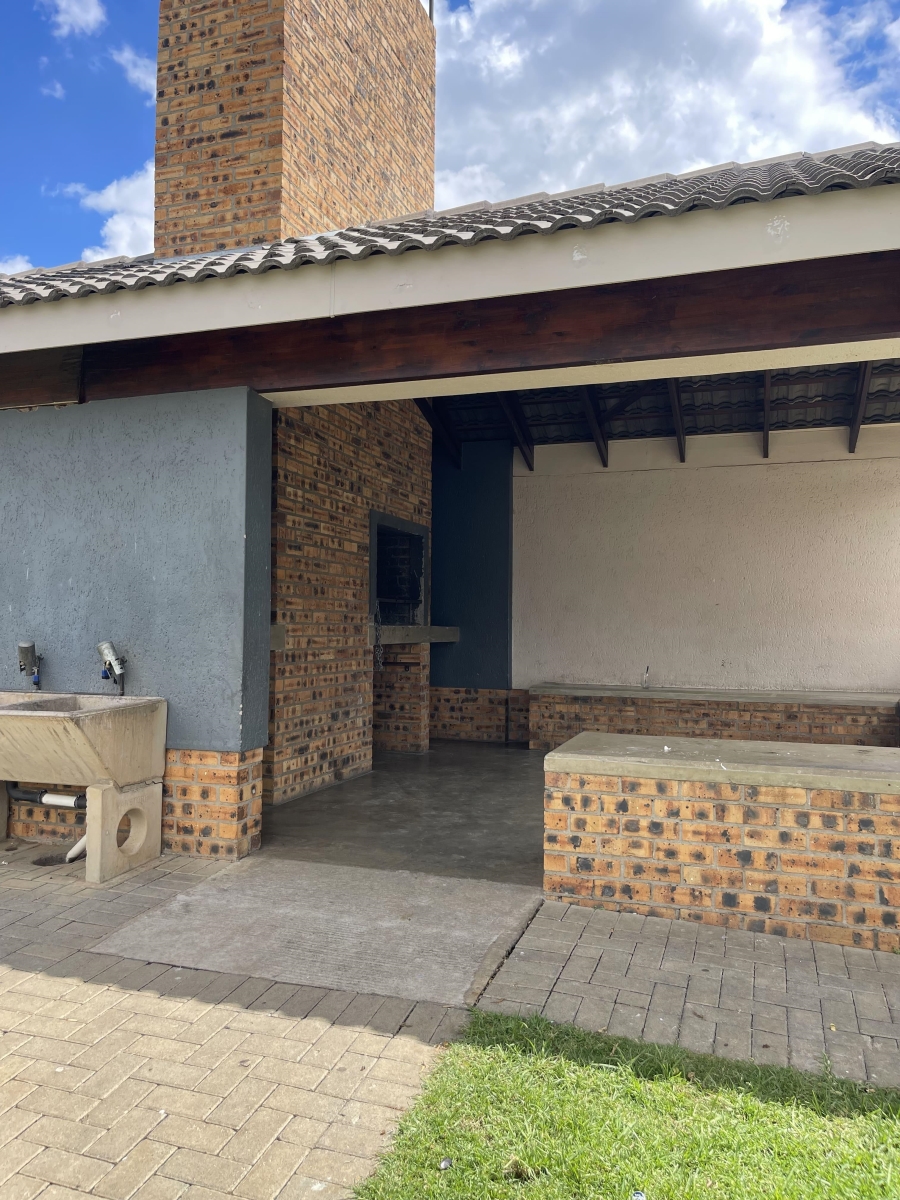 2 Bedroom Property for Sale in Riverside View Gauteng