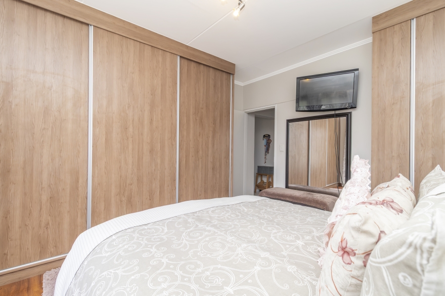 2 Bedroom Property for Sale in Sunninghill Gauteng