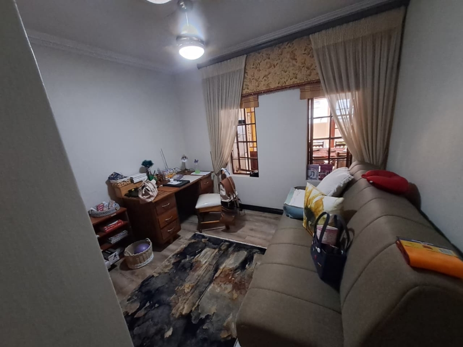 3 Bedroom Property for Sale in Jordaan Park Gauteng