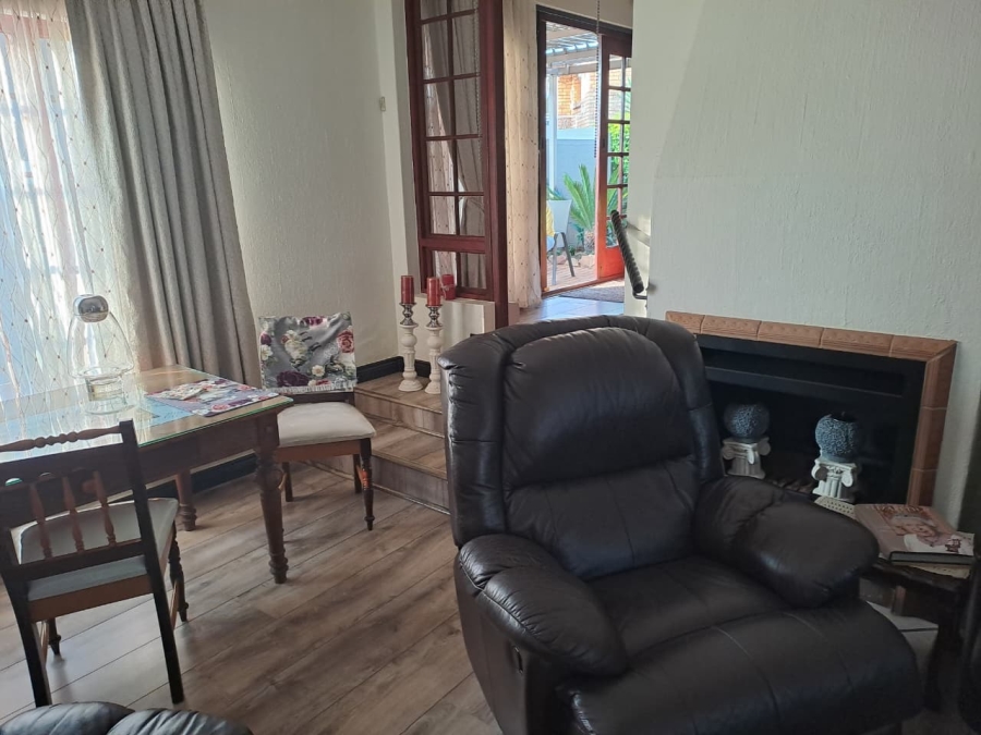 3 Bedroom Property for Sale in Jordaan Park Gauteng