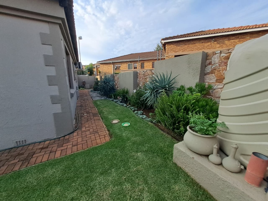 3 Bedroom Property for Sale in Jordaan Park Gauteng