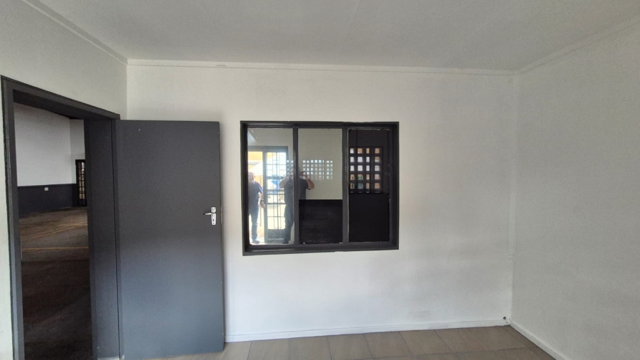 To Let commercial Property for Rent in Waltloo Gauteng