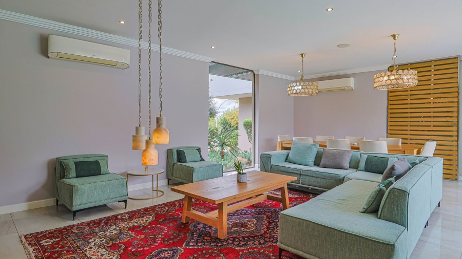 5 Bedroom Property for Sale in Midstream Hill Gauteng