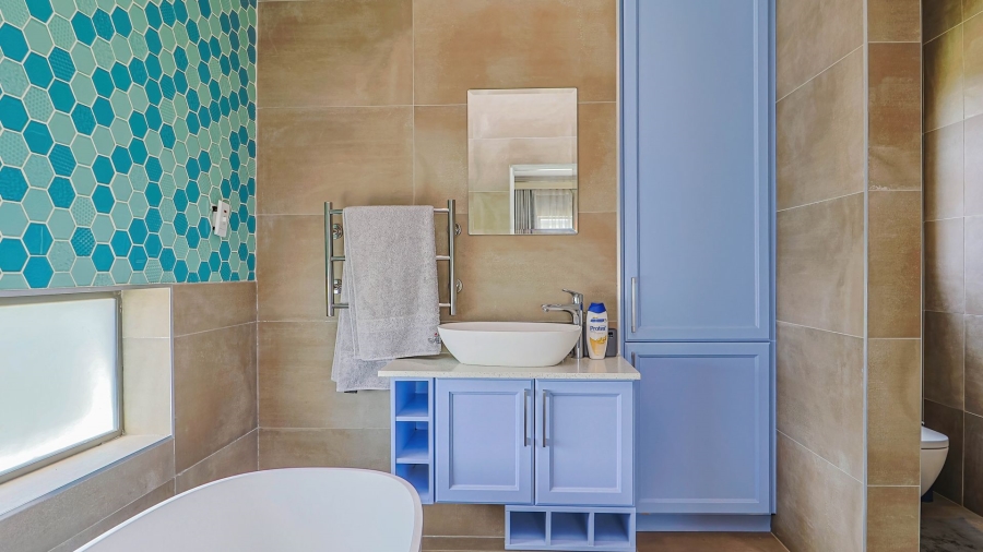 5 Bedroom Property for Sale in Midstream Hill Gauteng