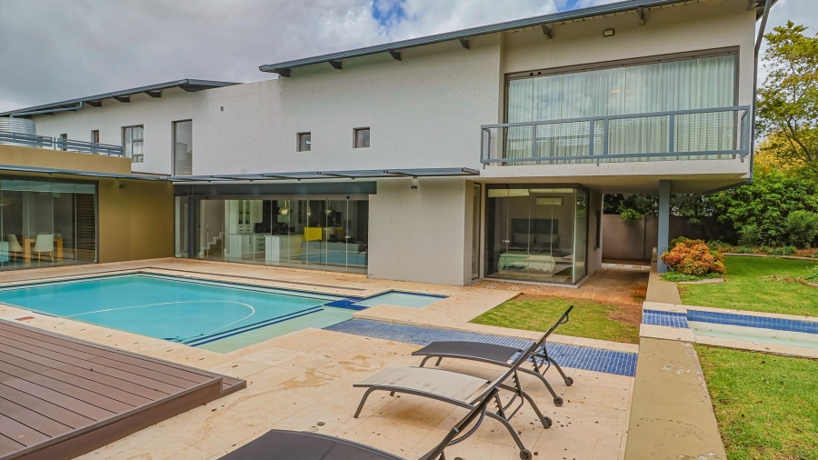 5 Bedroom Property for Sale in Midstream Hill Gauteng