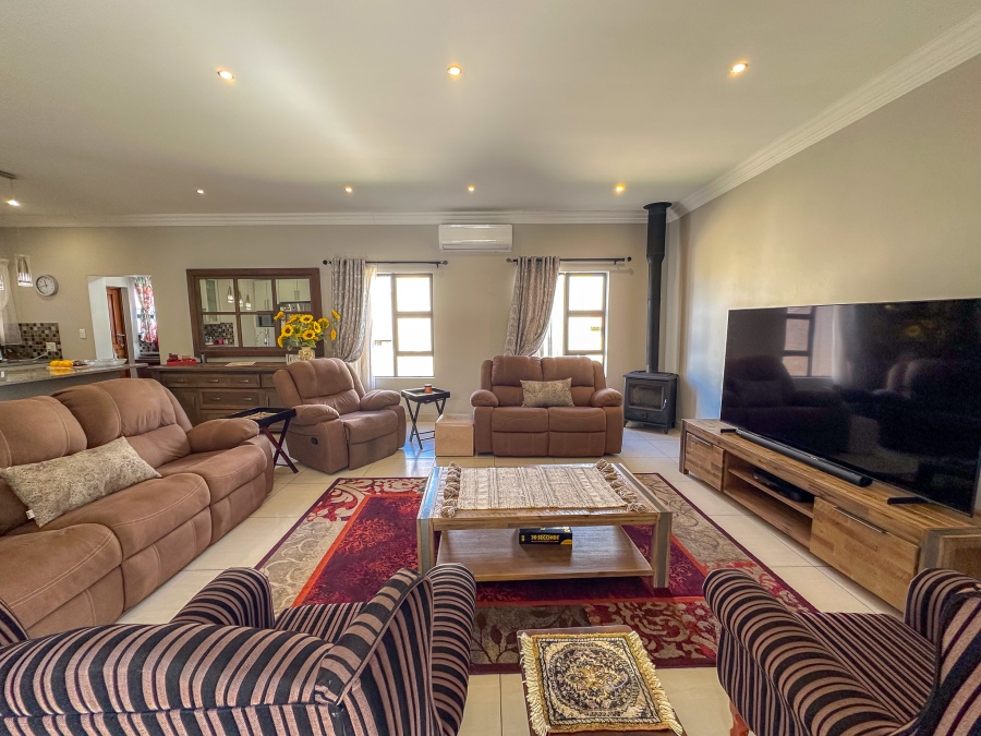 3 Bedroom Property for Sale in Midstream Hill Gauteng