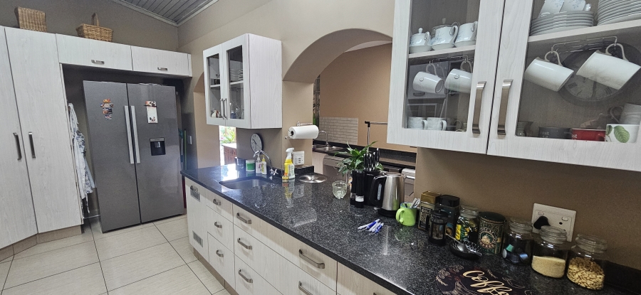 4 Bedroom Property for Sale in Alberante Gauteng