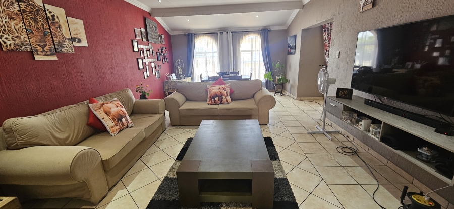 2 Bedroom Property for Sale in New Redruth Gauteng
