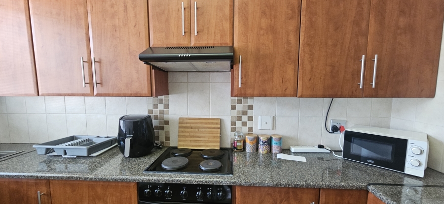 2 Bedroom Property for Sale in New Redruth Gauteng