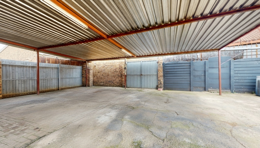 3 Bedroom Property for Sale in Elsburg Gauteng