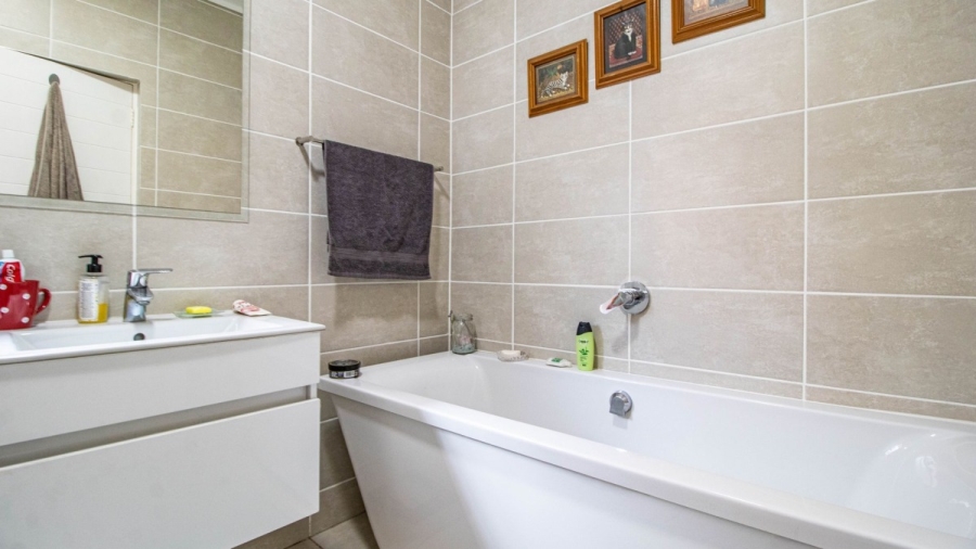 3 Bedroom Property for Sale in Linbro Park Gauteng