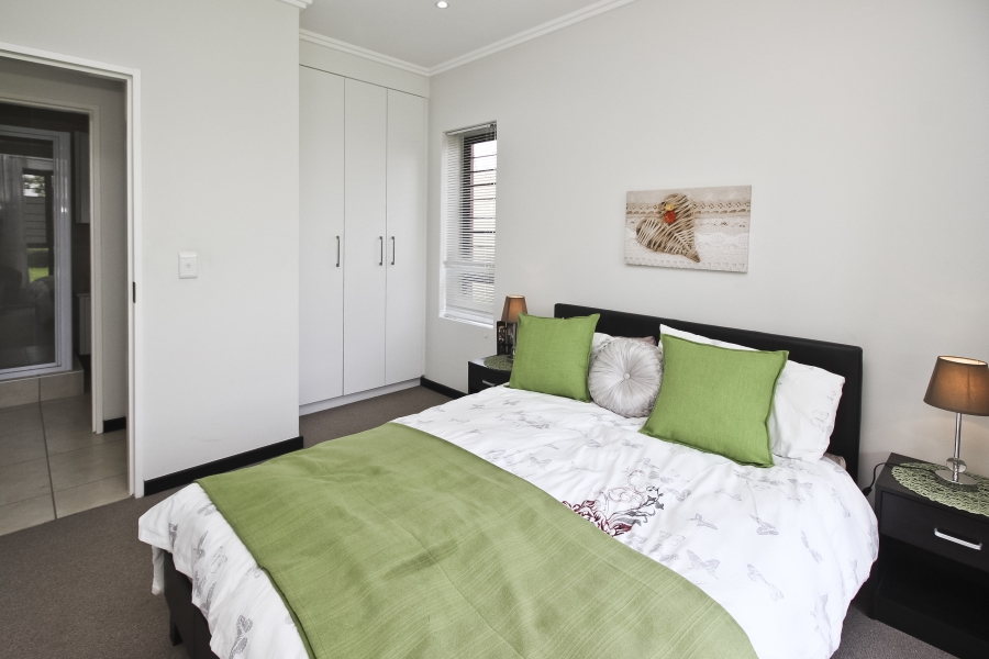 To Let 2 Bedroom Property for Rent in Barbeque Downs Gauteng