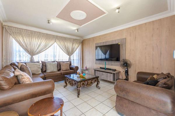 6 Bedroom Property for Sale in Liefde en Vrede Gauteng