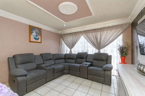 6 Bedroom Property for Sale in Liefde en Vrede Gauteng