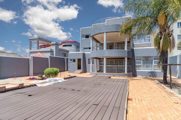 6 Bedroom Property for Sale in Liefde en Vrede Gauteng