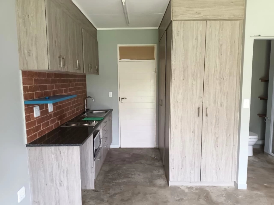To Let 1 Bedroom Property for Rent in Zwartkop Golf Estate Gauteng