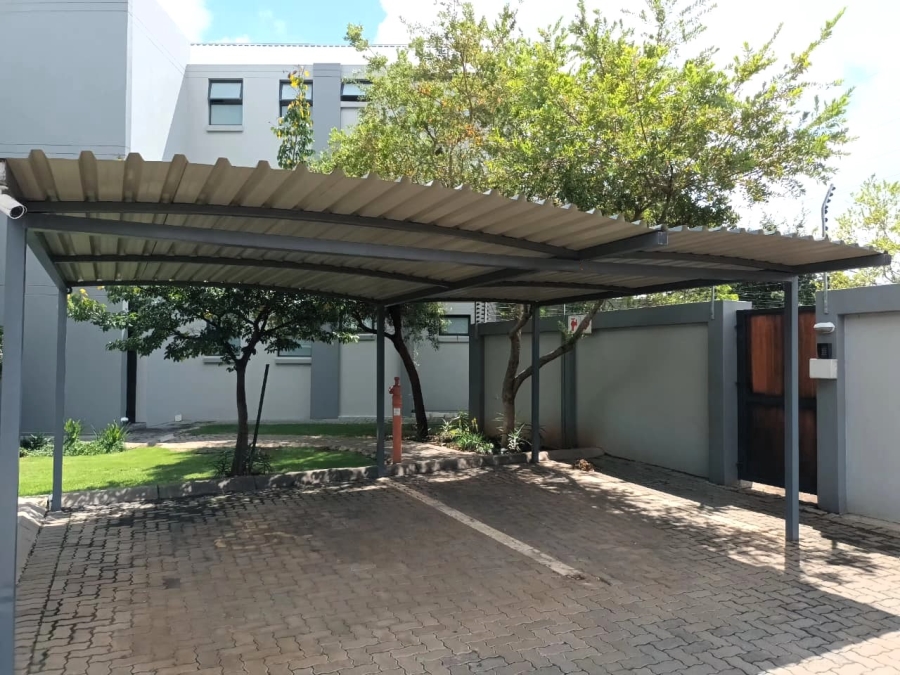 To Let 1 Bedroom Property for Rent in Zwartkop Golf Estate Gauteng