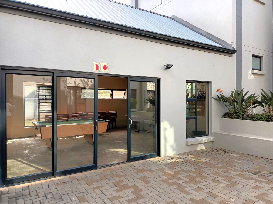 To Let 1 Bedroom Property for Rent in Zwartkop Golf Estate Gauteng