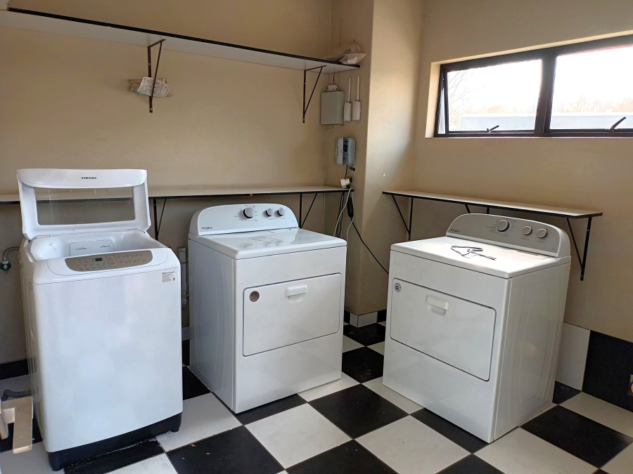 To Let 1 Bedroom Property for Rent in Clubview Gauteng