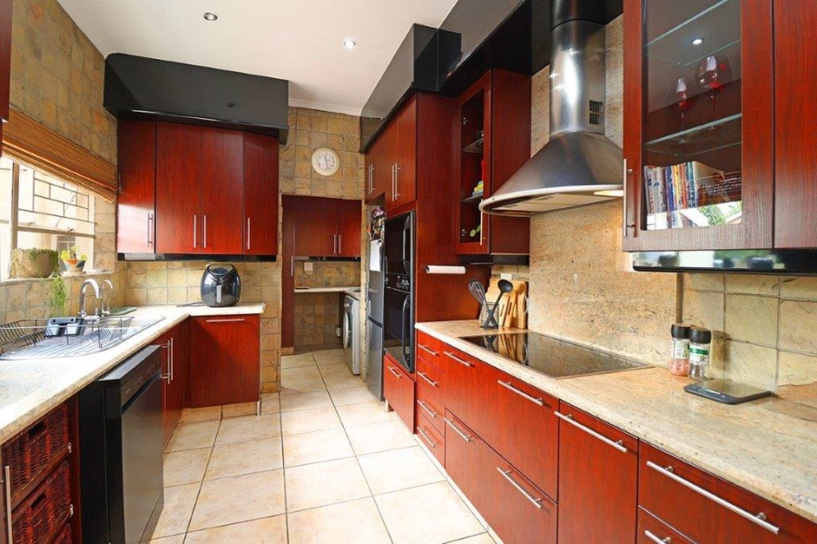 3 Bedroom Property for Sale in Marais Steyn Park Gauteng