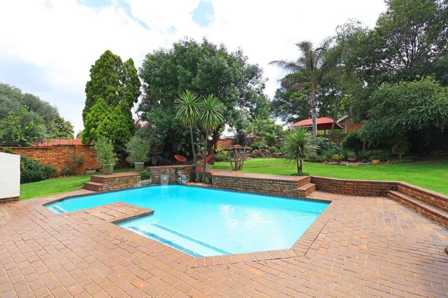 3 Bedroom Property for Sale in Marais Steyn Park Gauteng