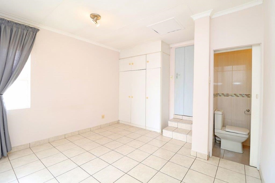 3 Bedroom Property for Sale in Marais Steyn Park Gauteng