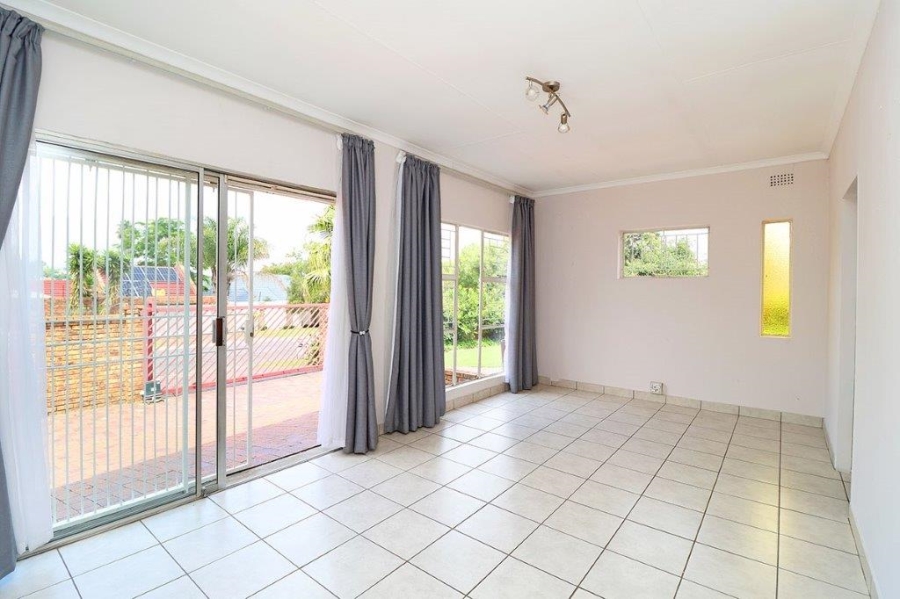 3 Bedroom Property for Sale in Marais Steyn Park Gauteng