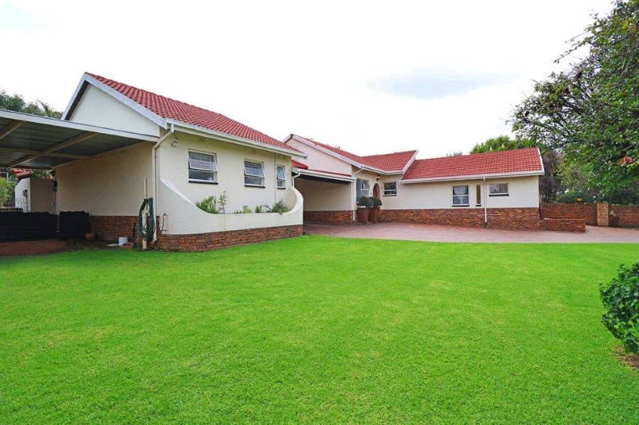 3 Bedroom Property for Sale in Marais Steyn Park Gauteng